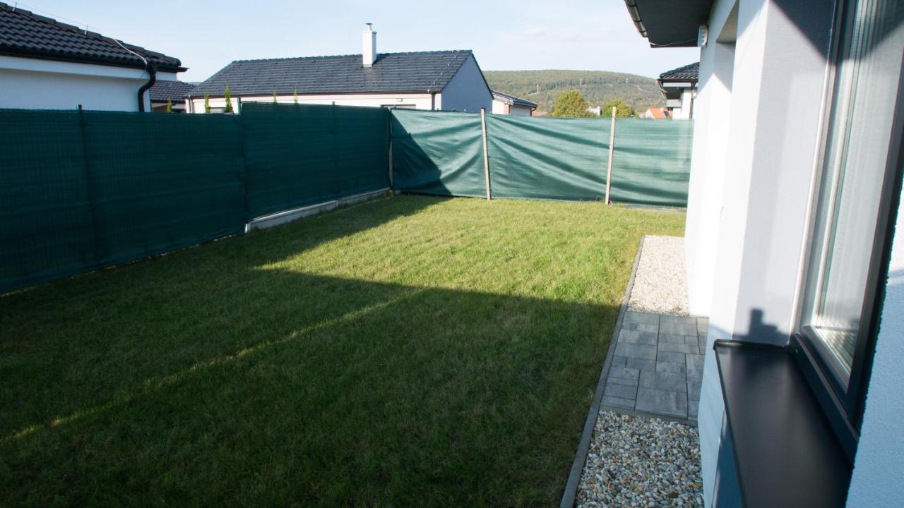 Royal House Trencin Villa Екстериор снимка