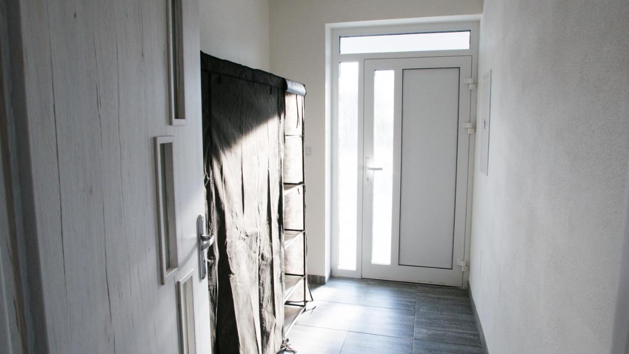 Royal House Trencin Villa Екстериор снимка