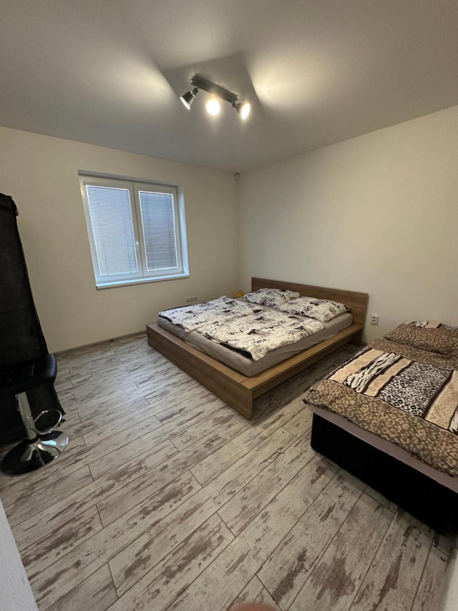 Royal House Trencin Villa Екстериор снимка